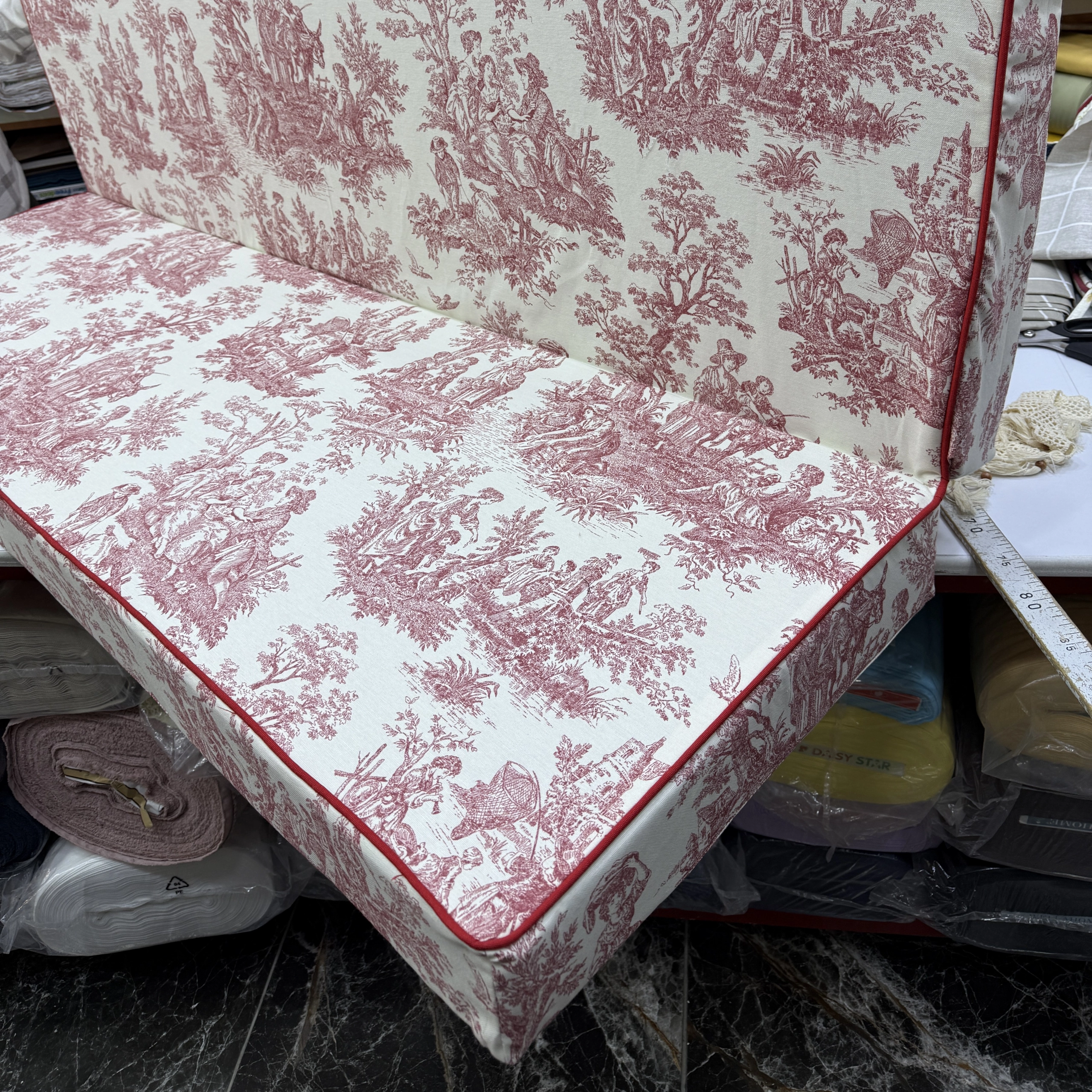 Toile de Joy Desenli Özel Ölçü Salıncak Minderi , 28 DNS Sert Gri Sünger ve Fitil Detaylı İşçilik