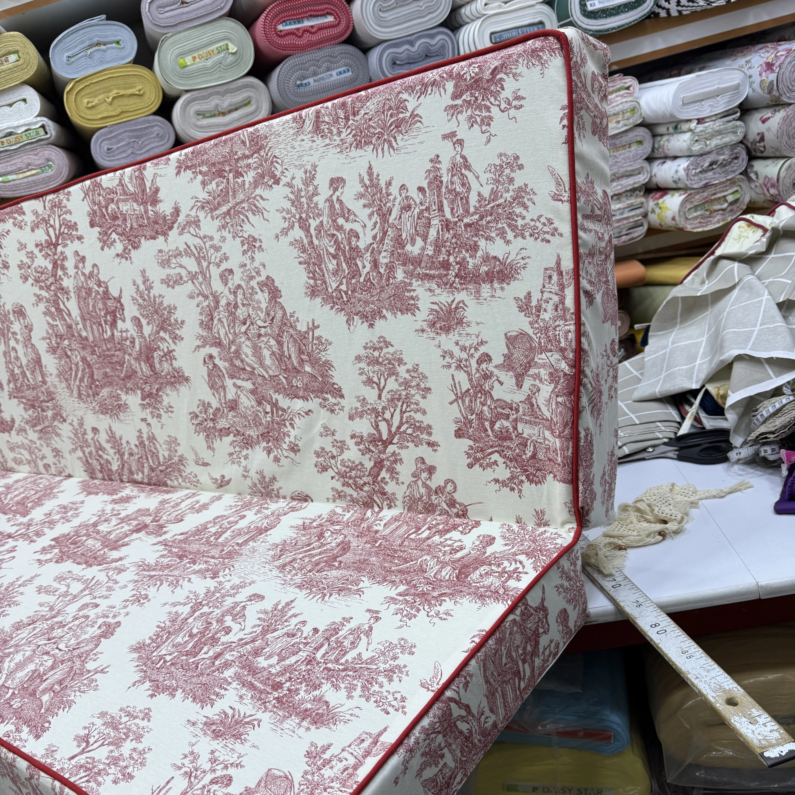 Toile de Joy Desenli Özel Ölçü Salıncak Minderi , 28 DNS Sert Gri Sünger ve Fitil Detaylı İşçilik
