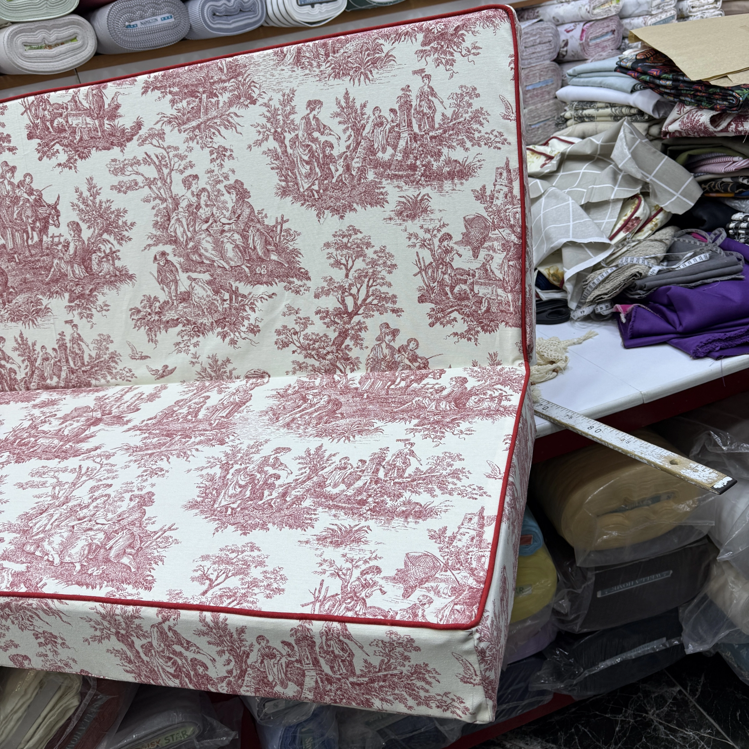 Toile de Joy Desenli Özel Ölçü Salıncak Minderi , 28 DNS Sert Gri Sünger ve Fitil Detaylı İşçilik
